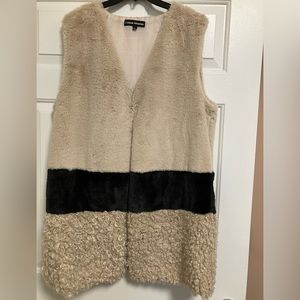 Winter faux fur vest cream and black size L